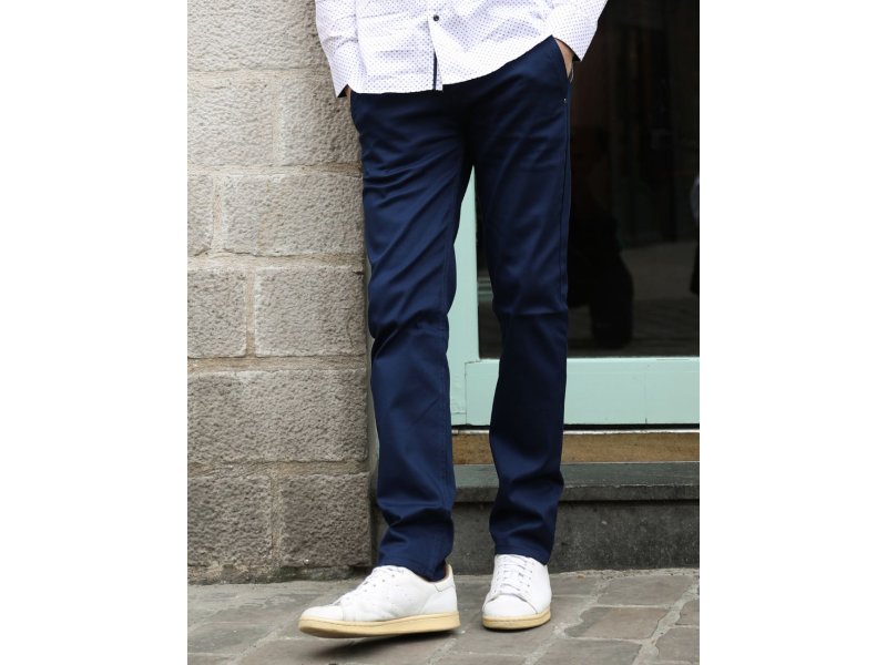 Pantalon chino bleu marine